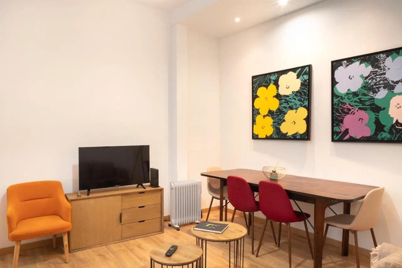 ליסבון Central Apartment With Terrace By Lovelystay