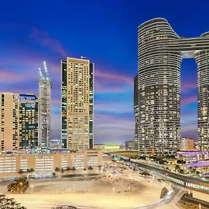 https://first-class-1br-with-dubai-skyline-view.dubaihotelsoffers.com